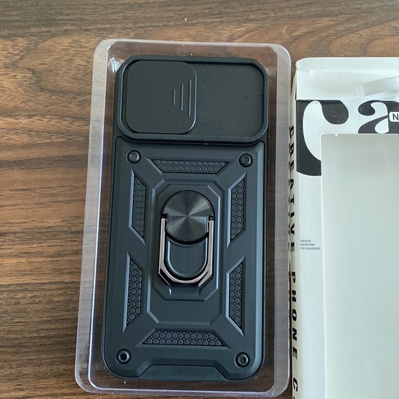 iPhone case - Picture 2 of 4